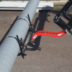 Putken kiinnitys liinoilla putkennostoapuvälineeseen..